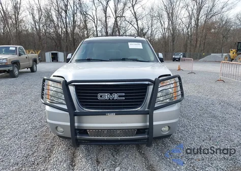 2014 GMC Yukon Slt z USA, uszkodzony, nr VIN 1GKS1CE0XER110982